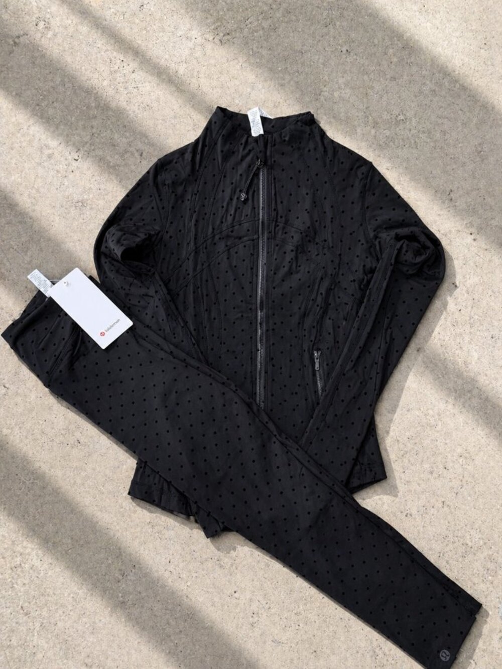 Lululemon Black Limited Polka Dot Define Jacket & Leggings Set Size 6